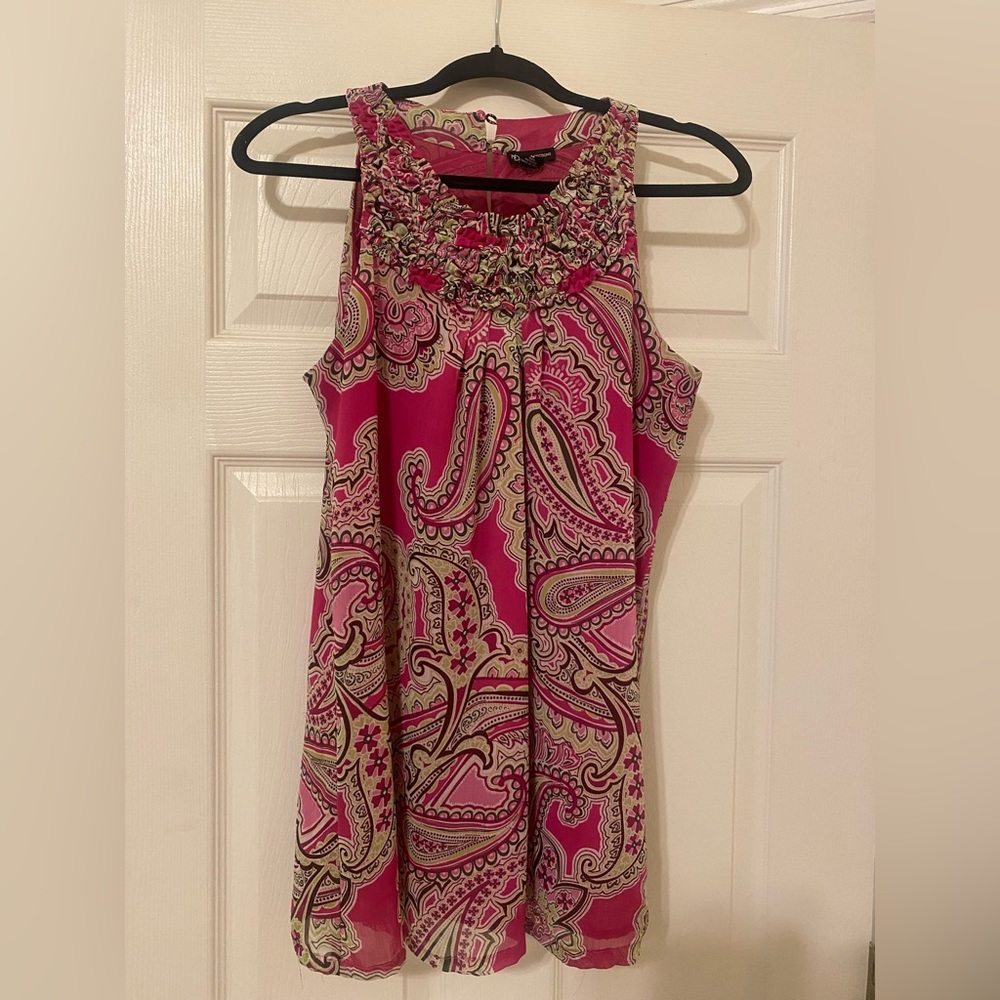 New Directions paisley pink top